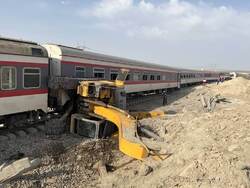 خروج قطار مشهد-یزد از ریل با ده کشته