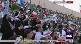 تمرین سرود «سلام فرمانده» در اجتماع عظیم خانواده های ایرانی در ورزشگاه صدهزار نفری آزادی