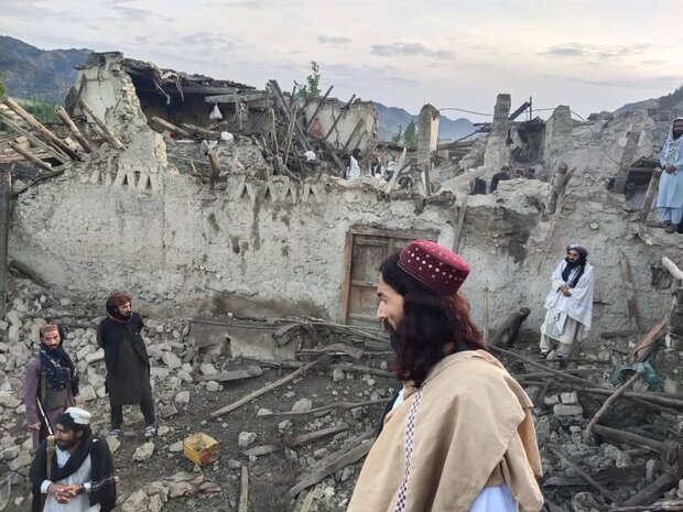 بیش از ۱۰۰۰ کشته و ۱۵۰۰ زخمی در زلزله قوی در جنوب شرقی افغانستان