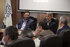 دولت سیزدهم از نخبگان و محققان علمی حمایت می‌کند