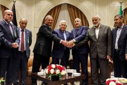 «عبدالمجید تبون» رئیس‌جمهور الجزائر دیداری میان رهبر حماس و رئیس تشکیلات خودگردان فلسطین در این کشور ترتیب داد