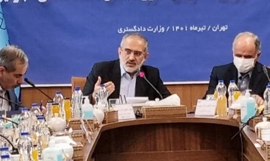 حسینی: معاونان پارلمانی در تعامل سازنده با نمایندگان مجلس، مشارکت فعال در پیگیری امور داشته باشند