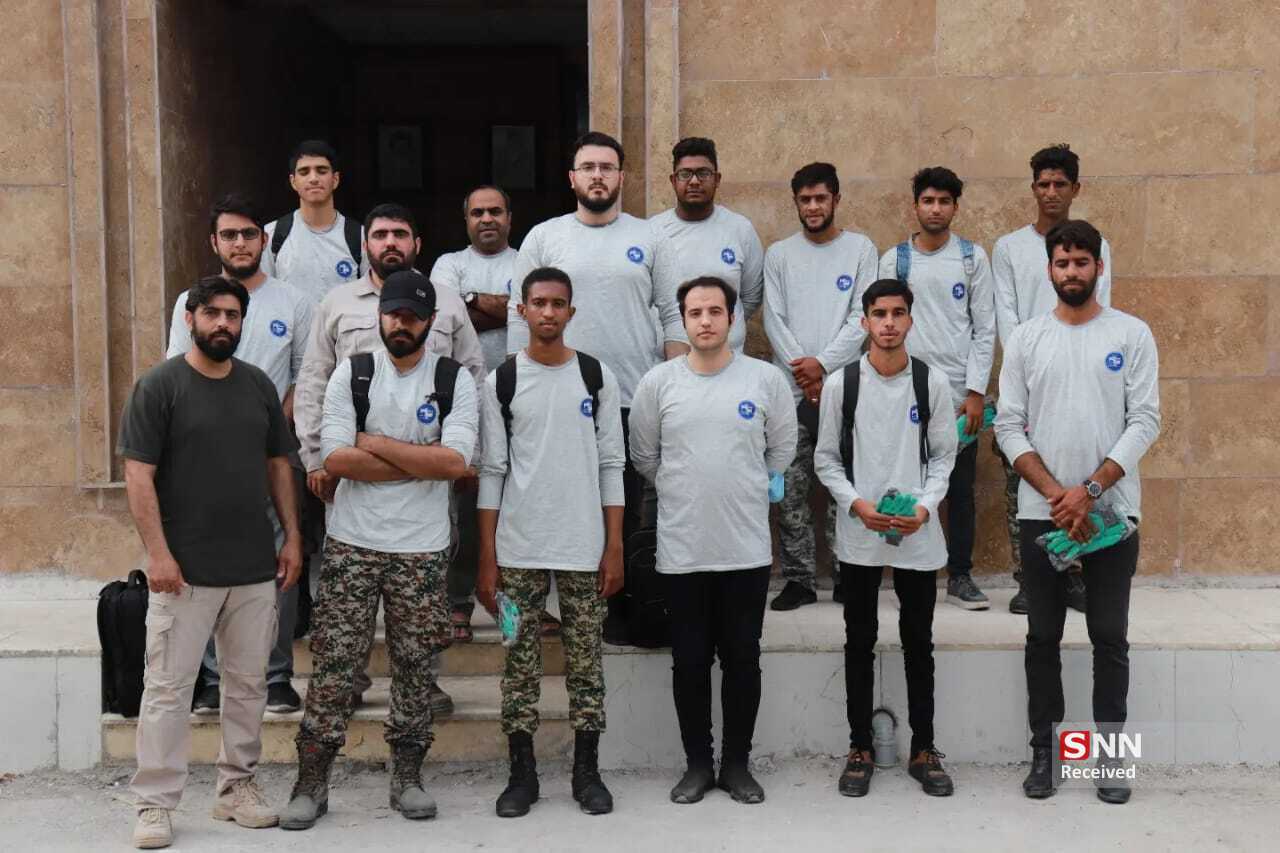 اعزام گروه جهادی تخصصی-فنی بسیج دانشجویی استان هرمزگان به مناطق زلزله زده سایه خوش