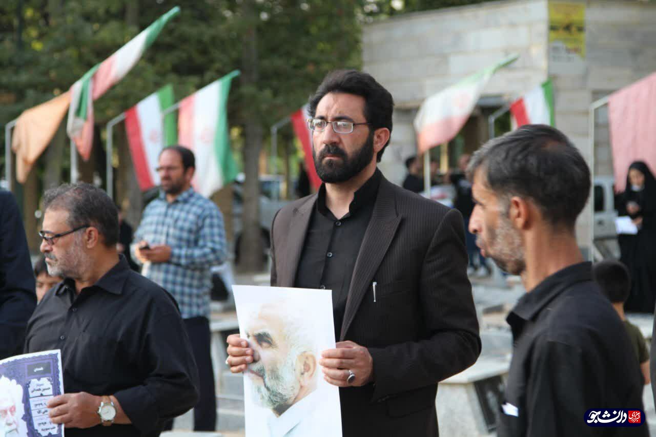 تجمع دانشجویان نهاوندی در اعتراض به هتک حرمت سردار شهید همدانی