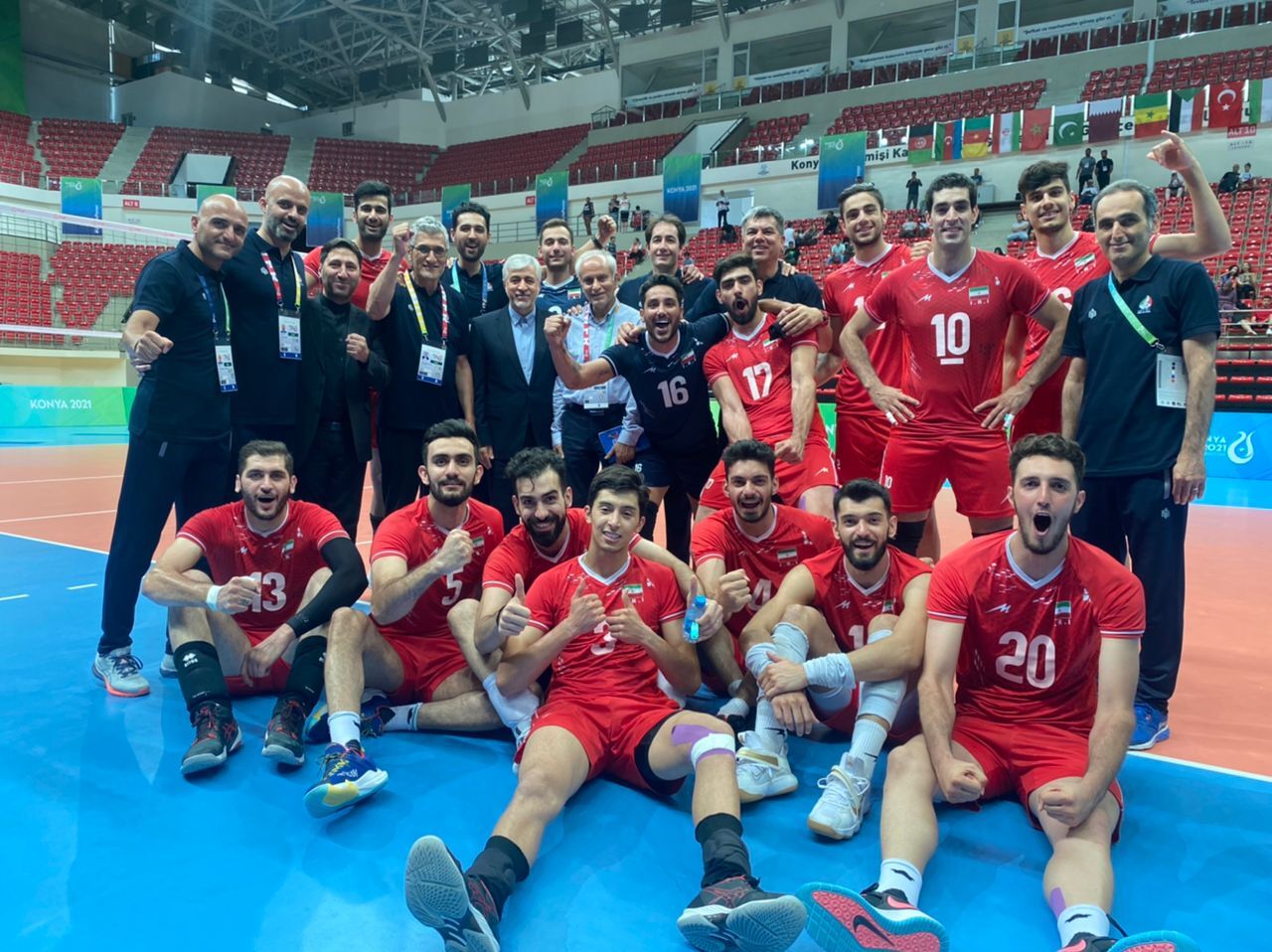 تیم ملی والیبال به فینال بازی های همبستگی کشورهای اسلامی صعود کرد