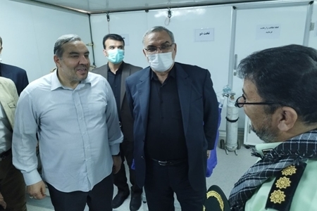 بازدید وزیر بهداشت از بیمارستان صحرایی در مهران