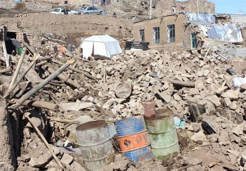 ۱۱۲واحد مسکونی در زلزله خوی به‌طور کامل تخریب شد