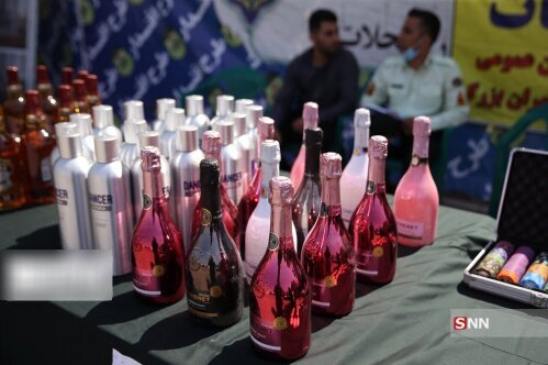 ۹۰ درصد از مشروبات درون کشور، تولید ایران است / عرضه گسترده مشروبات تقلبی در ایران / فقط ۴۰ درصد از مشروبات الکلی کشور کشف می‌شوند / رشد ۱۶ درصدی کشف مشروبات الکلی