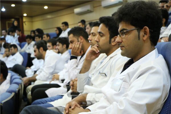 شرایط انتقال دانشجویان علوم پزشکی شاغل به تحصیل در خارج از کشور به داخل اعلام شد