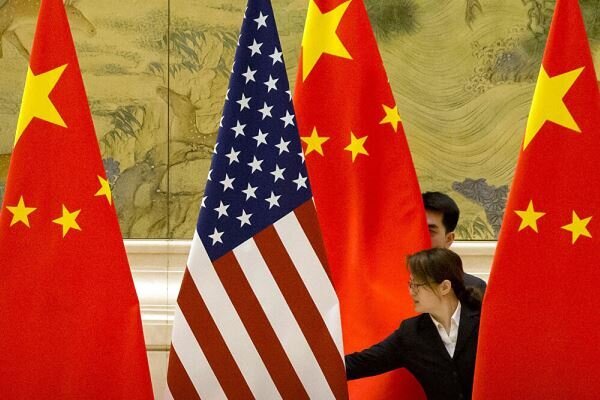 آمریکا می‌خواهد با رسانه جلوی انتقال قدرت به پکن را بگیرد