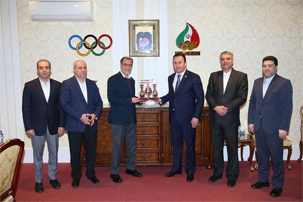 - بازدید وزیر ورزش تاجیکستان از موزه ملی ورزش و دیدار با رئیس و دبیر کل کمیته ملی المپیک