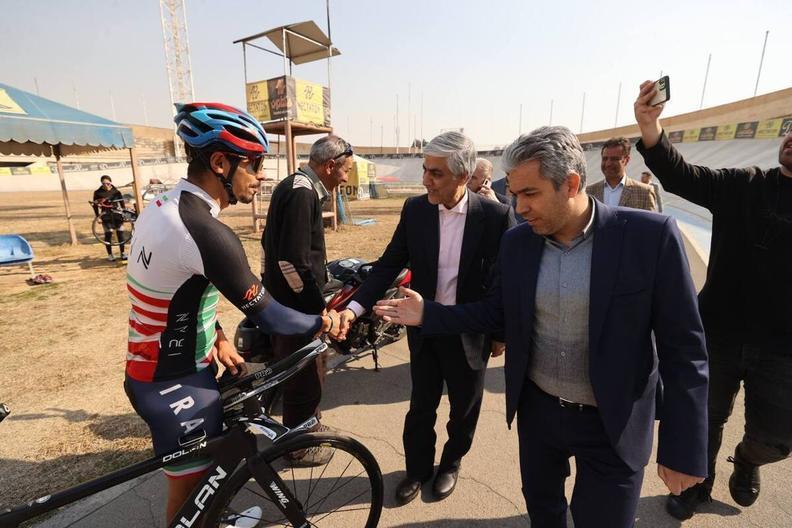 - حضور وزیر ورزش در فدراسیون دوچرخه‌سواری و گفت‌وگو با ملی‌پوشان
