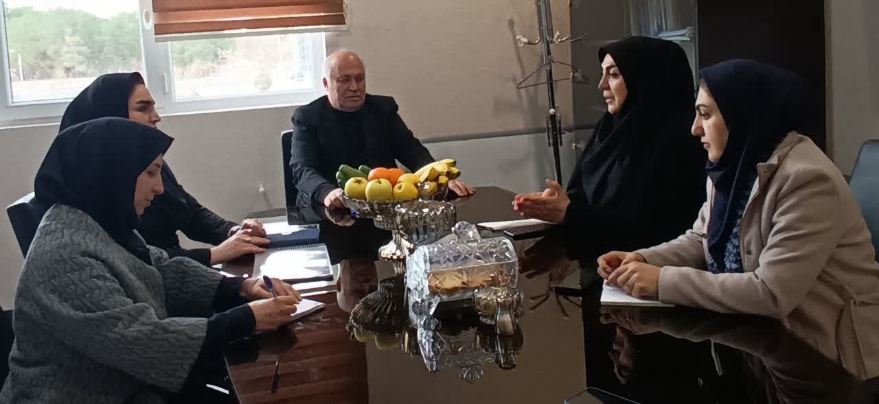 دیدار سرپرست گروه هماهنگی امور بانوان استان تهران با رئیس و نایب رئیس فدراسیون اسکیت