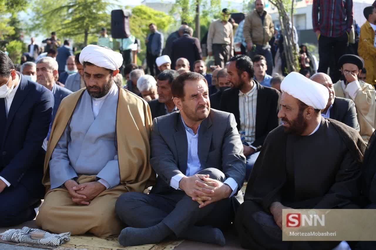 حضور مردم کهگیلویه و بویراحمد در نماز عید سعید فطر + تصاویر
