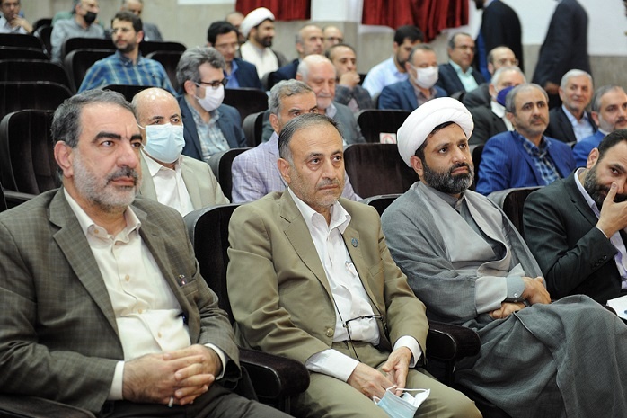 سرآمدان آموزشی دانشگاه علم و صنعت ایران معرفی و تجلیل شدند