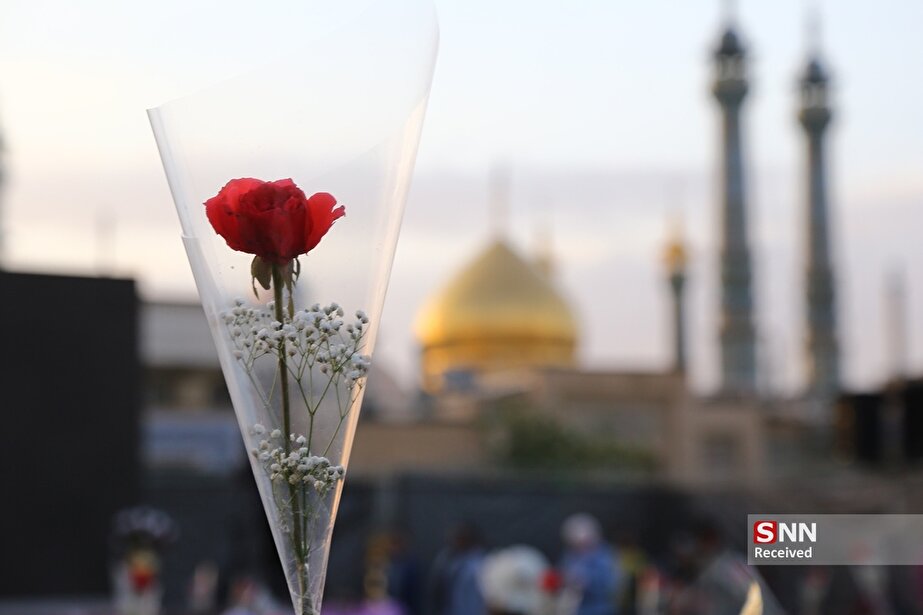 گردهمایی دختران دانشجو در حرم حضرت معصومه (س )