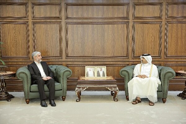 احمدوند با وزیر فرهنگ قطر دیدار کرد