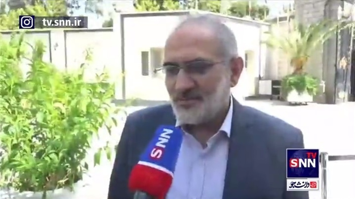 حسینی: به دولت سیزدهم نمره ۱۸ میدهم