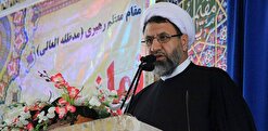 مردم در دوران دفاع مقدس با شجاعت و غیرت مقابل دشمن ایستادند