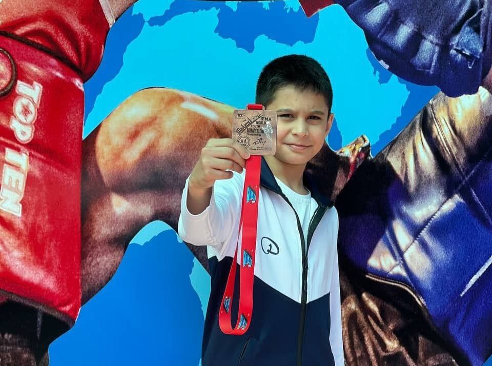 - دو نقره و سه برنز، رهاورد موی تای کاران جوان ایرانی از مسابقات جهانی ترکیه