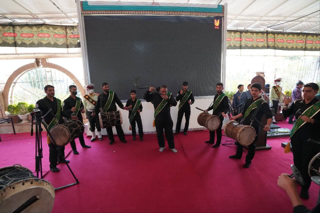 عطرافشانی گلزار شهدای بین المللی کرمان به روایت تصویر