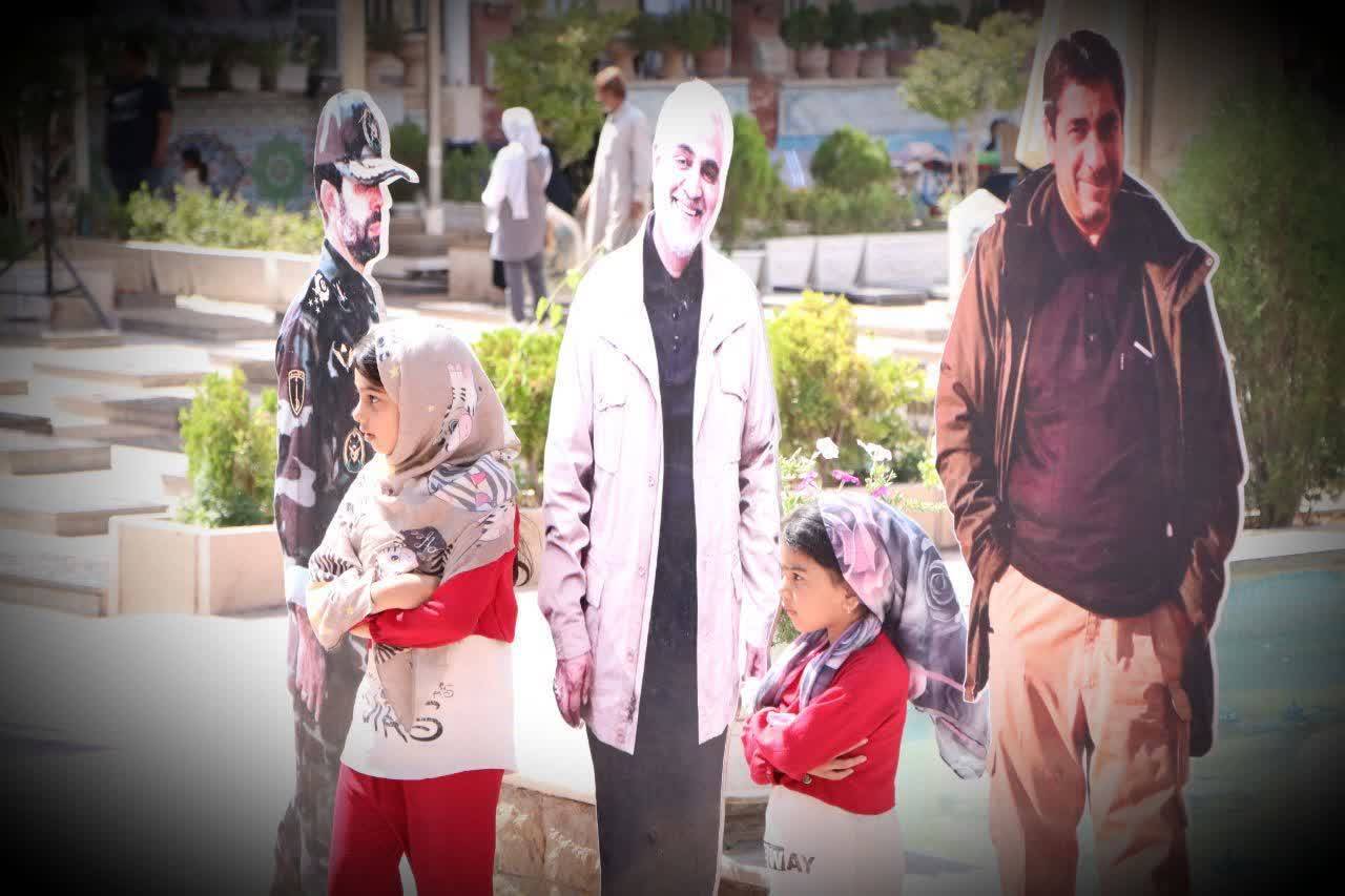 عطرافشانی گلزار شهدای بین المللی کرمان به روایت تصویر