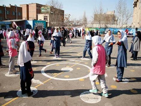 دانش‌آموزان ابتدایی تهران سه‌شنبه بدون کیف به مدرسه می‌روند