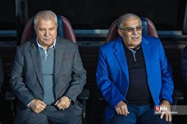 دیدار تیم‌های فوتبال منتخب ۹۸ ایران و منتخب سرخابی‌ها