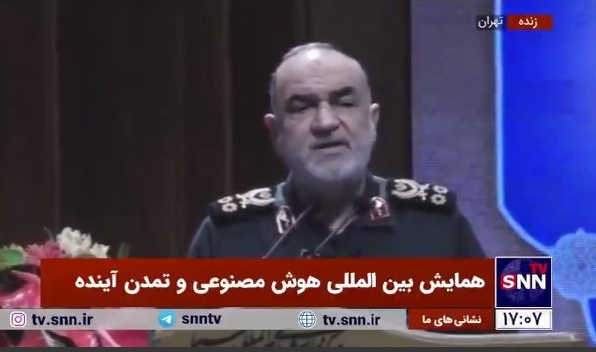 روایت سرلشکر سلامی از لزوم بهره&zwnj;گیری سپاه از هوش مصنوعی برای مورد اصابت قرار دادن شناور&zwnj;های دشمن بدون آسیب به خدمه کشتی