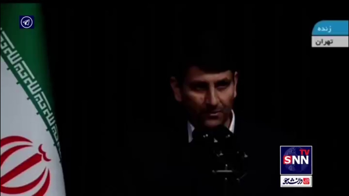 واکنش پزشکیان بعد از آنکه ستار هاشمی از حضار خواست به افتخار رئیس&zwnj;جمهور دست بزنند