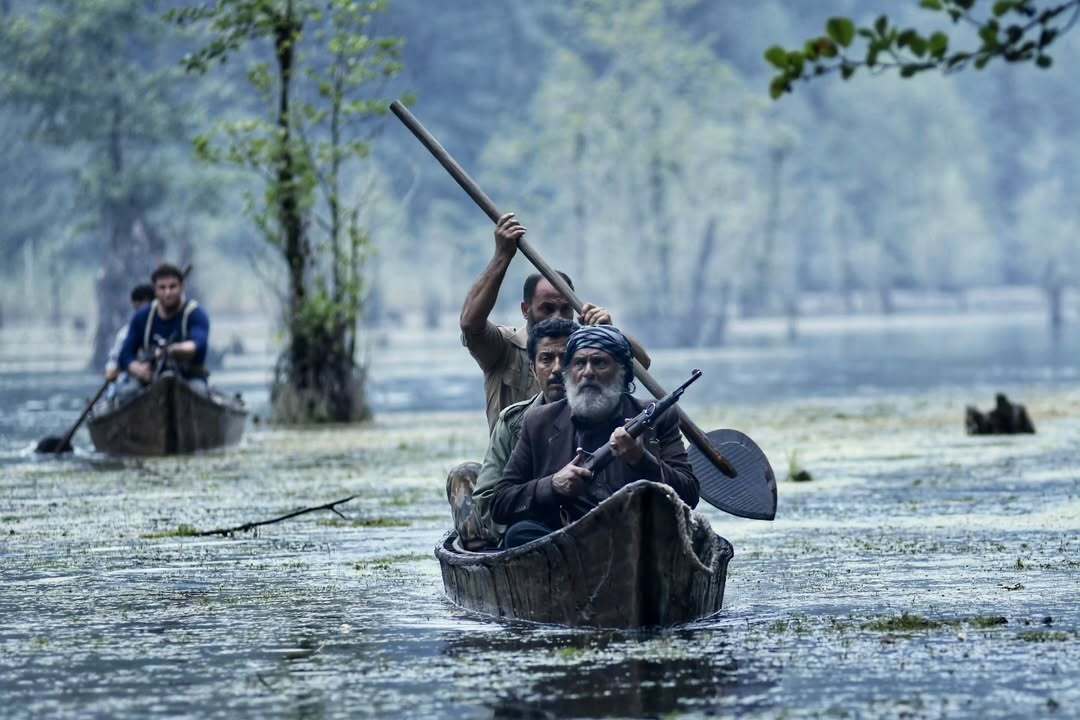 تصاویری متفاوت از فیلم سینمایی «شمال از جنوب غربی» در سینمای ایران