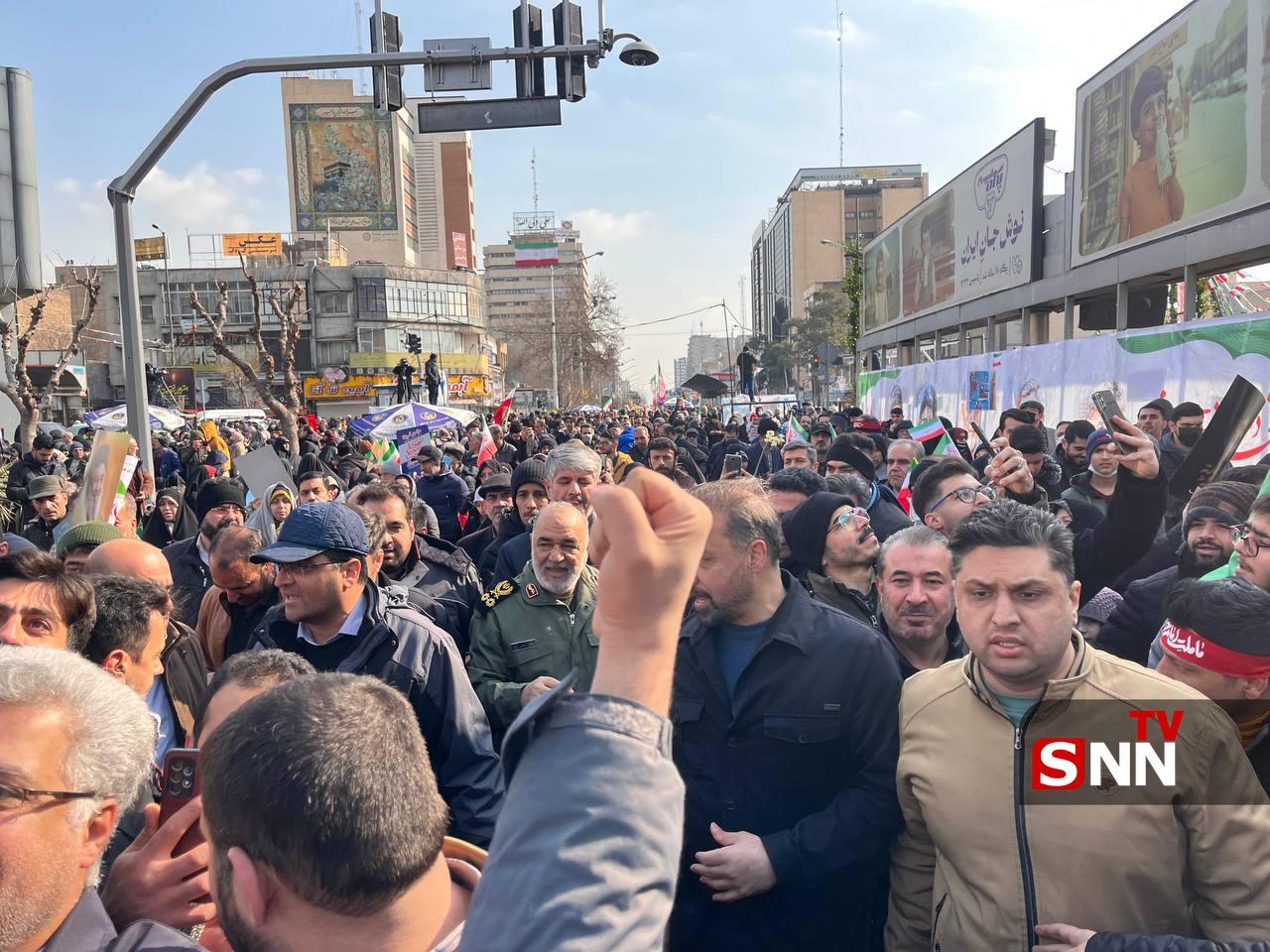 آغاز راهپیمایی ۲۲ بهمن؛ جشن بزرگ انقلاب اسلامی در تهران و سراسر کشور