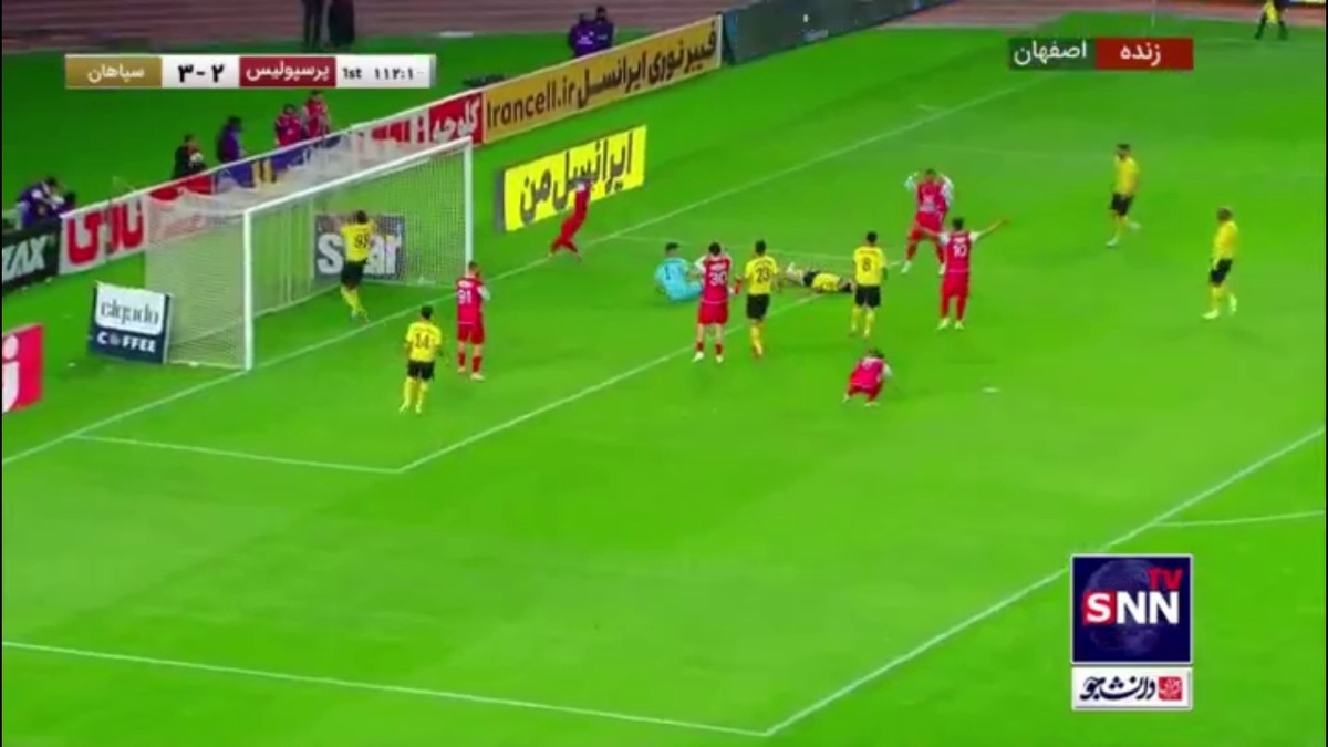 موقعیت&zwnj;های پیاپی گلزنی برای پرسپولیس که بازیکنان این تیم همه را از دست دادند