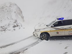 راه‌های ارتباطی ۳۰ روستای برف‌گیر در شهرستان سلسله بازگشایی شد