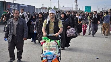 بازرسی عراق باعث کندی تردد زائران در مرز مهران شده است