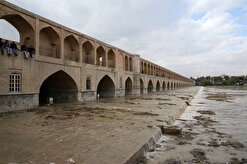 رئیس مجمع نمایندگان اصفهان از تصویب تشکیل ستاد احیای زاینده‌رود خبر داد