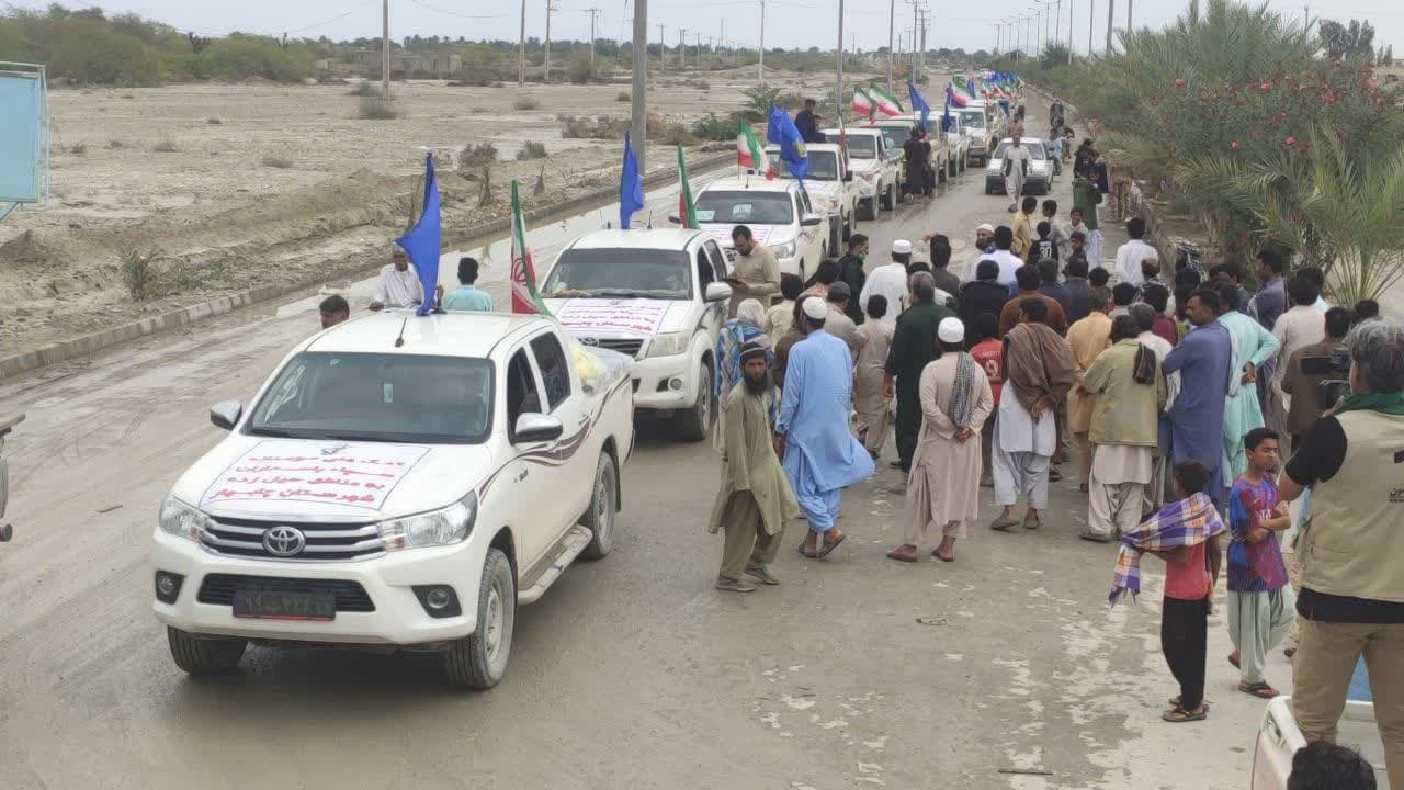 1000 کیسه آرد در مناطق سیل زده استان سیستان و بلوچستان توزیع شده است / کمک‌های امدادی ادامه خواهد داشت