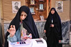 صندوق اخذ رای دور دوم انتخابات مجلس شورای اسلامی در مسجد لرزاده