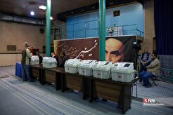 صندوق اخذ رای دور دوم انتخابات مجلس شورای اسلامی در حسینیه جماران