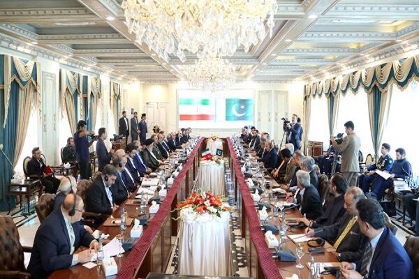 تقویت همکاری‌های ایران و پاکستان در حل مشکلات منطقه موثر است