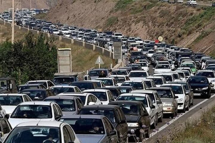 ترافیک سنگین در جاده چالوس و آزادراه تهران شمال