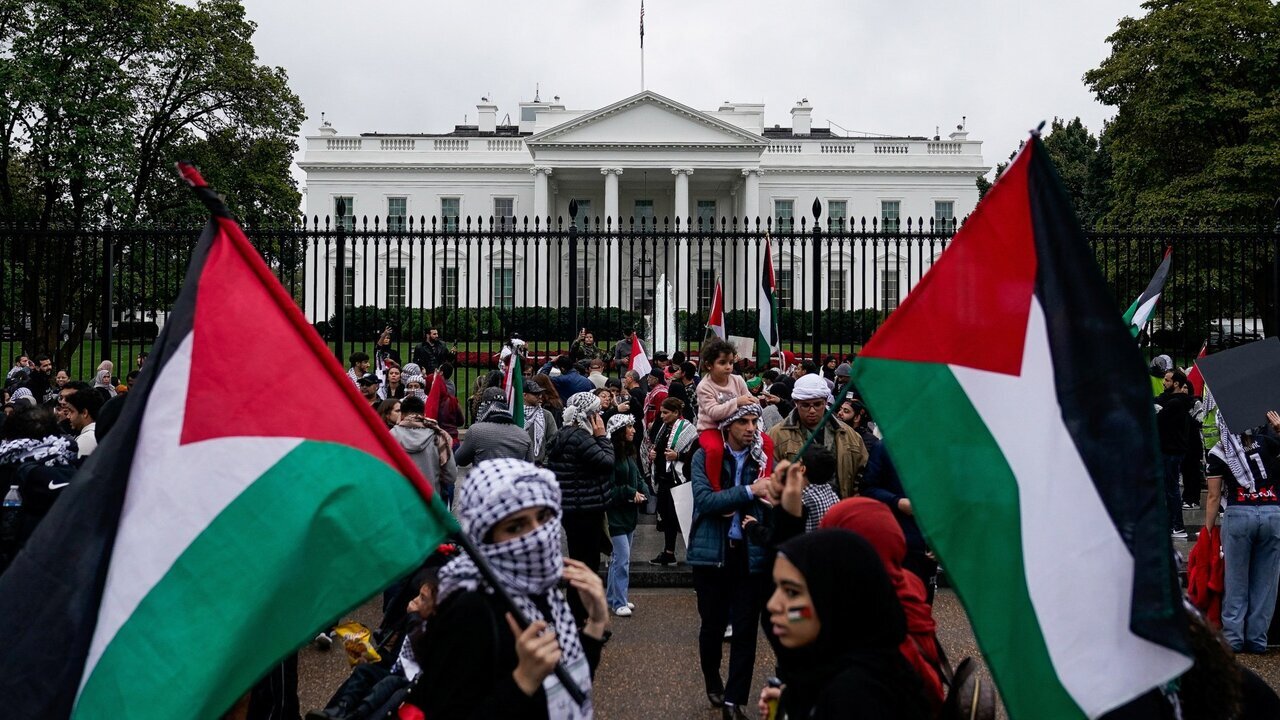 راهپیمایی هزاران نفری دانشجویان مقابل کاخ سفید در حمایت از فلسطین +فیلم