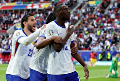 شیاطین پیر به دست خروس‌ها حذف شدند +فیلم