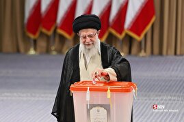 شرکت رهبر انقلاب اسلامی در دور دوم چهاردهمین انتخابات ریاست جمهوری