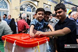 دور دوم چهاردهمین انتخابات ریاست جمهوری در مسجد لرزاده