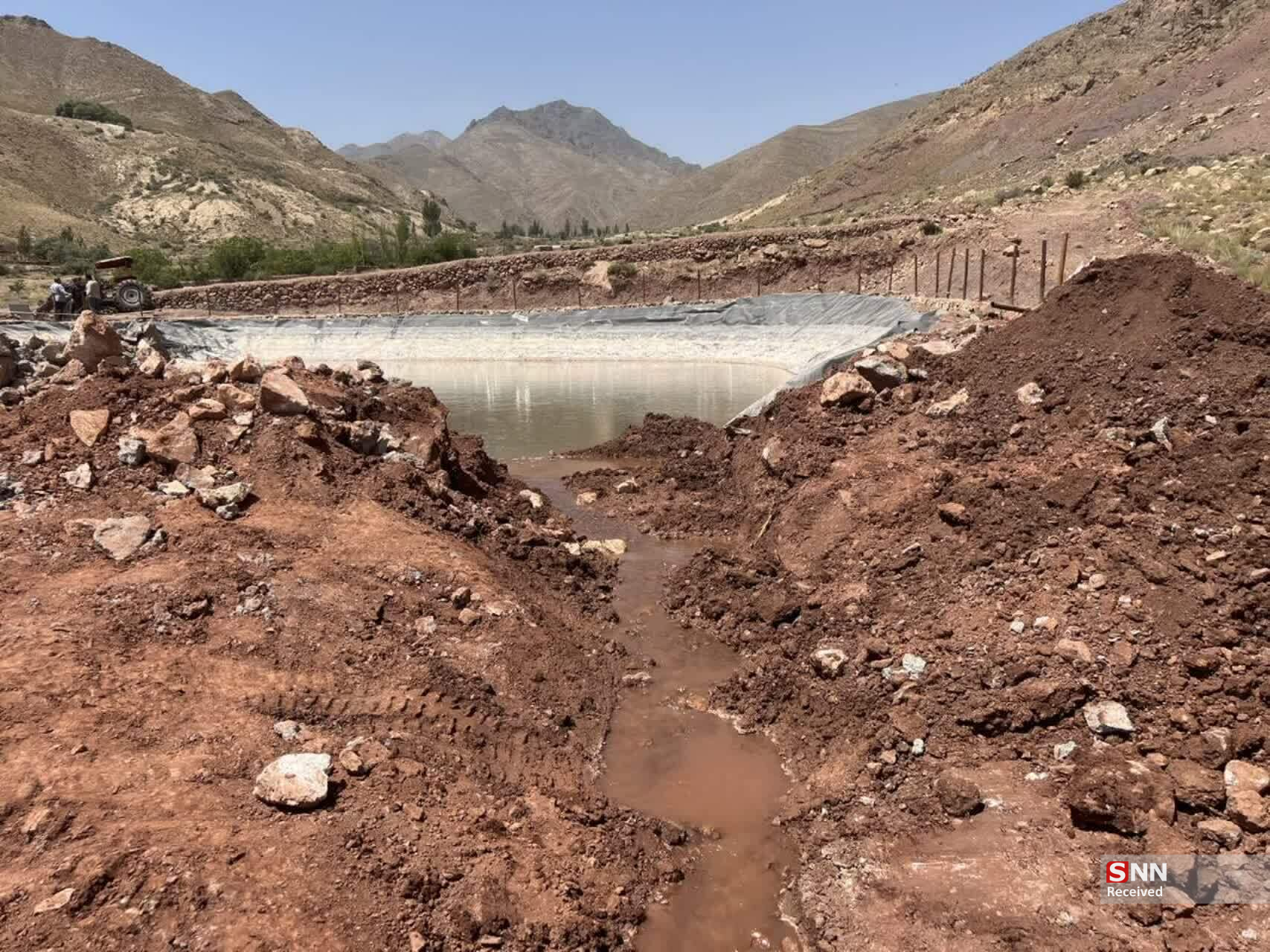 الوعده وفا، استخر غیر مجاز نزدیک روستای کمجان، تخریب شد!