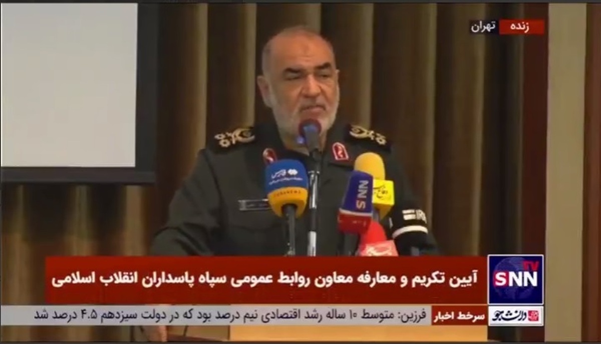 سرلشکر سلامی: دفاع مقدس کهنسال میشود، اما کهنه نمیشود