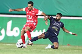 دیدار تیم‌های پرسپولیس و چادرملو