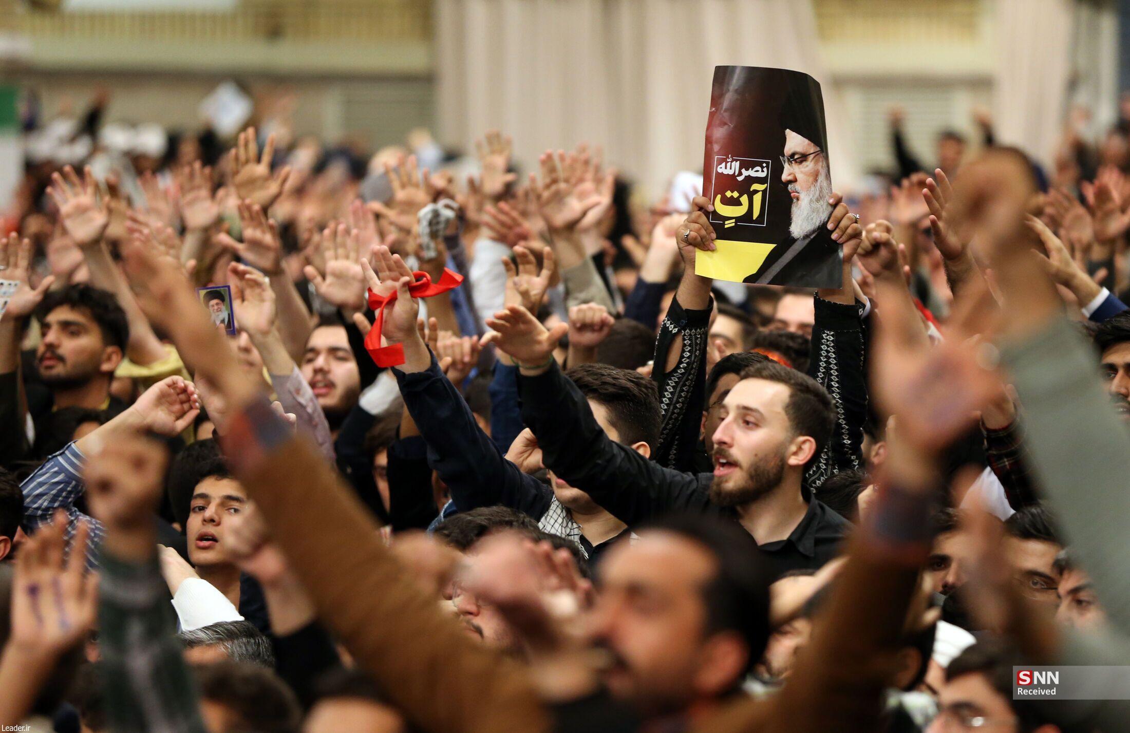 بازخوانی ملاقات صمیمانه دانشجویان و دانش‌آموزان با رهبر انقلاب به مناسبت ایام الله سیزدهم آبان