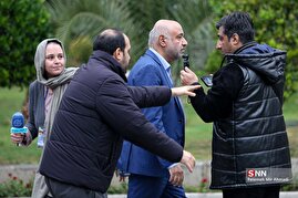 اعضای هیئت دولت در جمع خبرنگاران